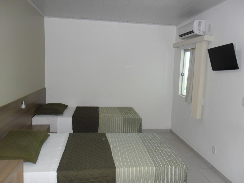Larison Economy Hotel Porto Velho  Bagian luar foto