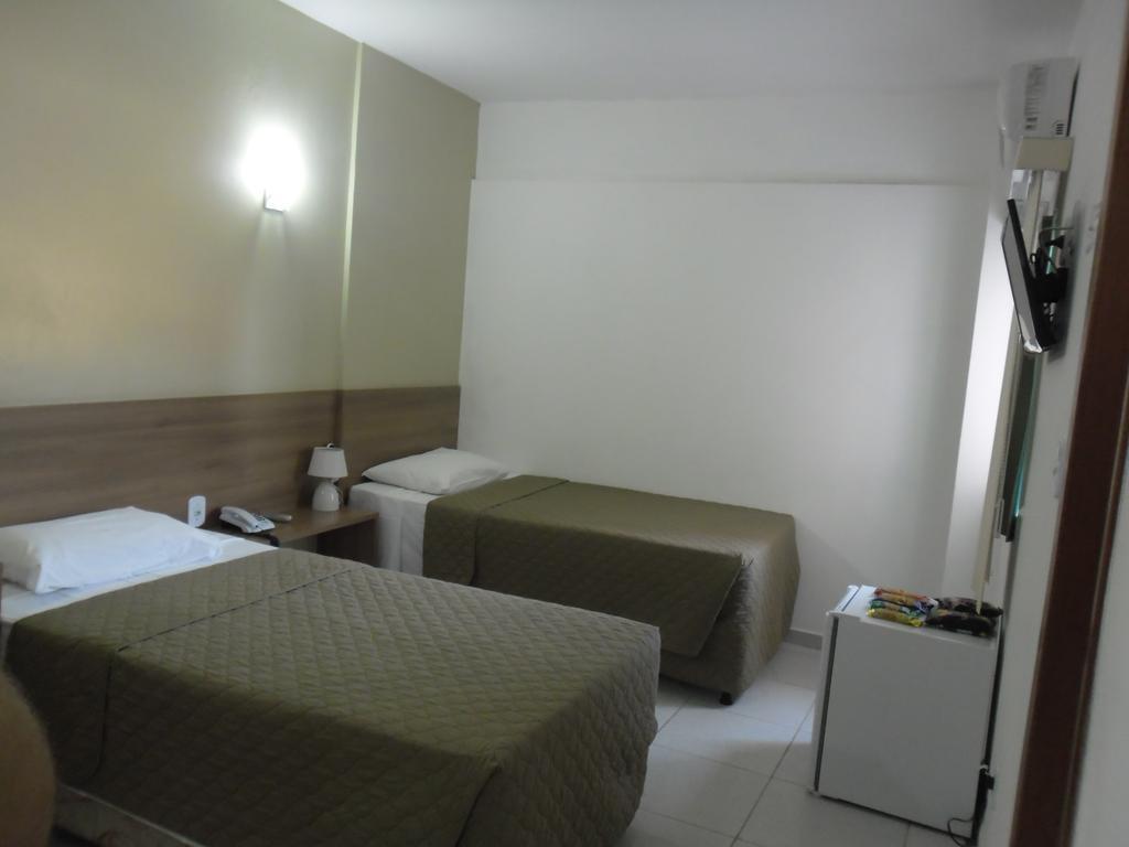 Larison Economy Hotel Porto Velho  Bagian luar foto
