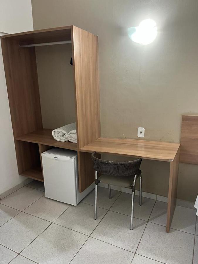 Larison Economy Hotel Porto Velho  Bagian luar foto