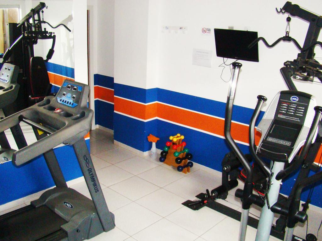 Larison Economy Hotel Porto Velho  Bagian luar foto