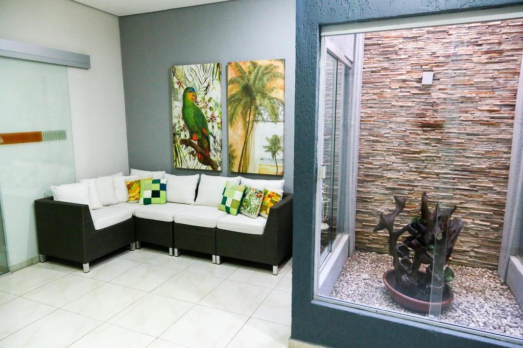Larison Economy Hotel Porto Velho  Bagian luar foto