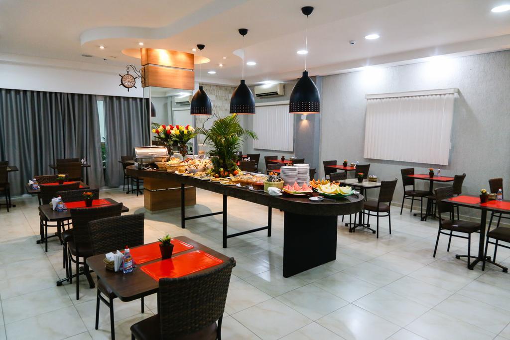 Larison Economy Hotel Porto Velho  Bagian luar foto